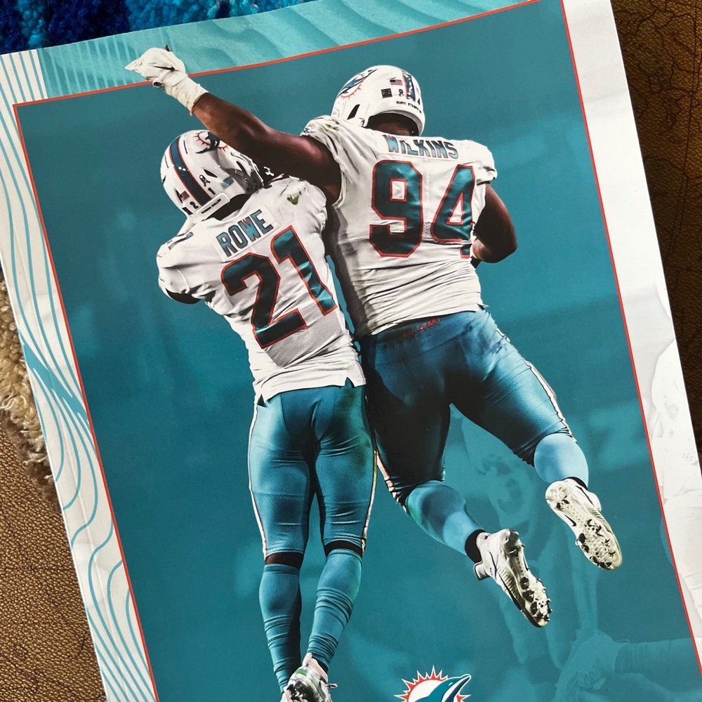 Miami Dolphin Yearbook 2021 - Picture 2 of 10